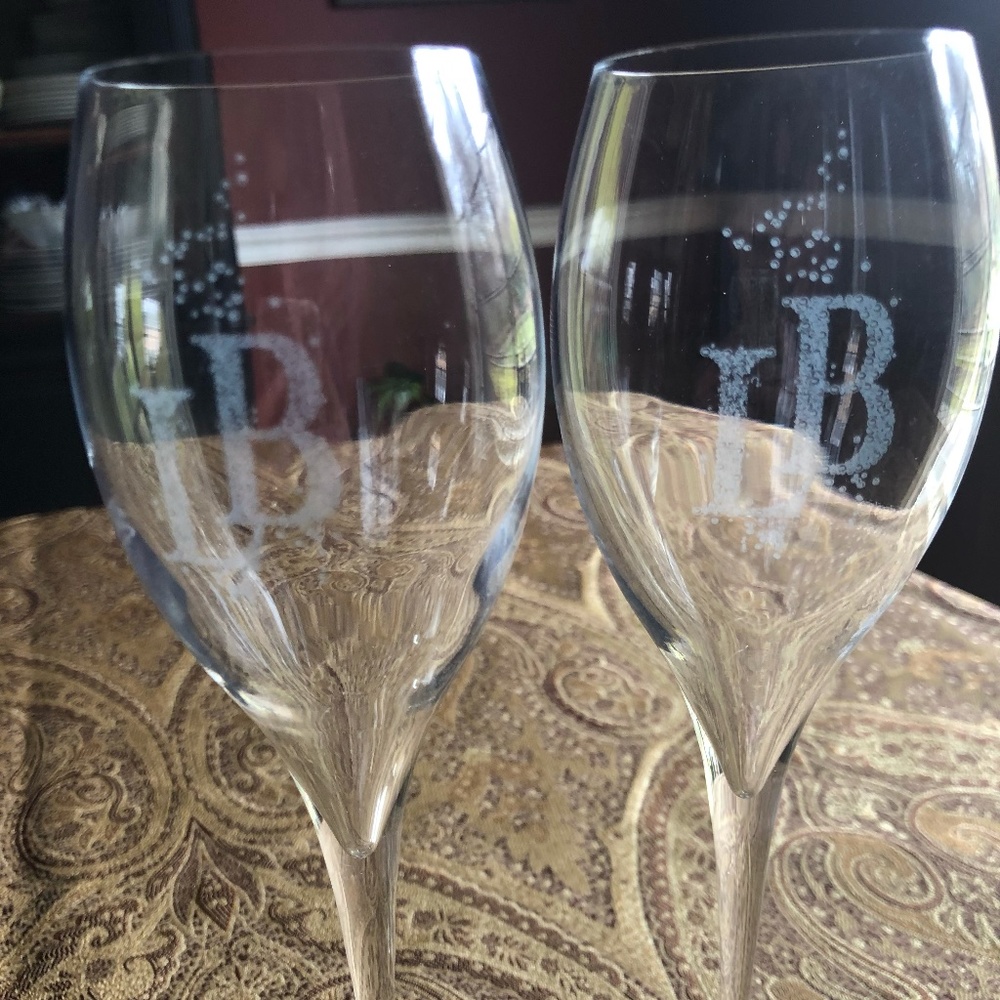 Pair of engraved champagne flutes
